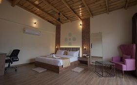 Nivedan Hotel And Resort